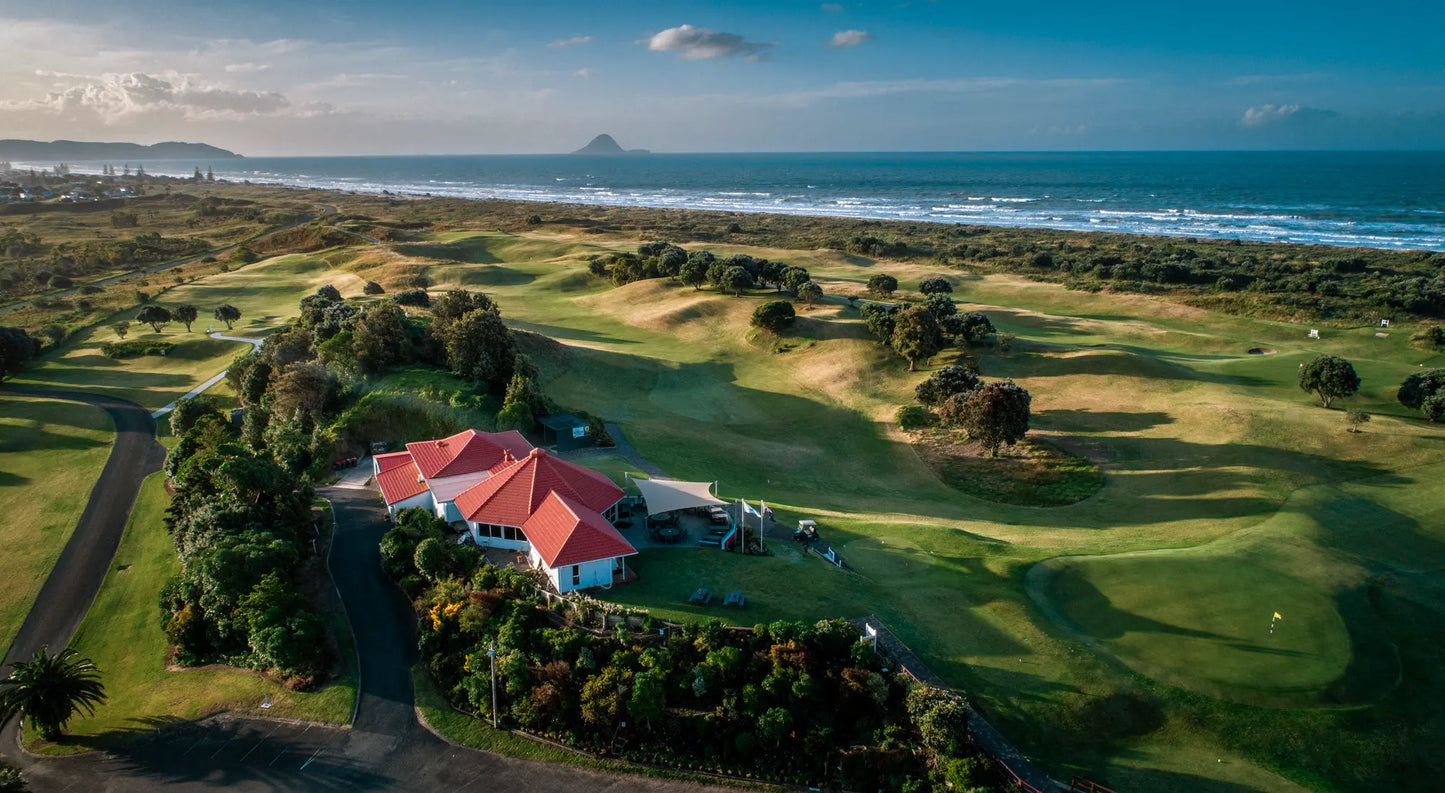 Cape Kidnappers, Vineyards & Hot Springs