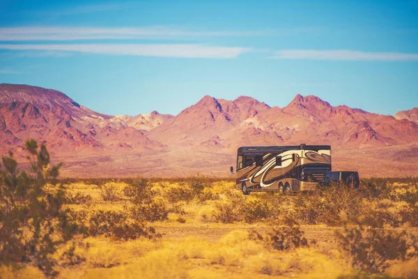 Ultimate Luxury RV Experience: Explore US & Canada in Style