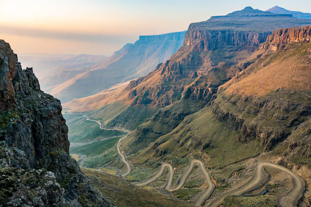 Drakensberg Peaks, Passes & Lesotho Running Loop