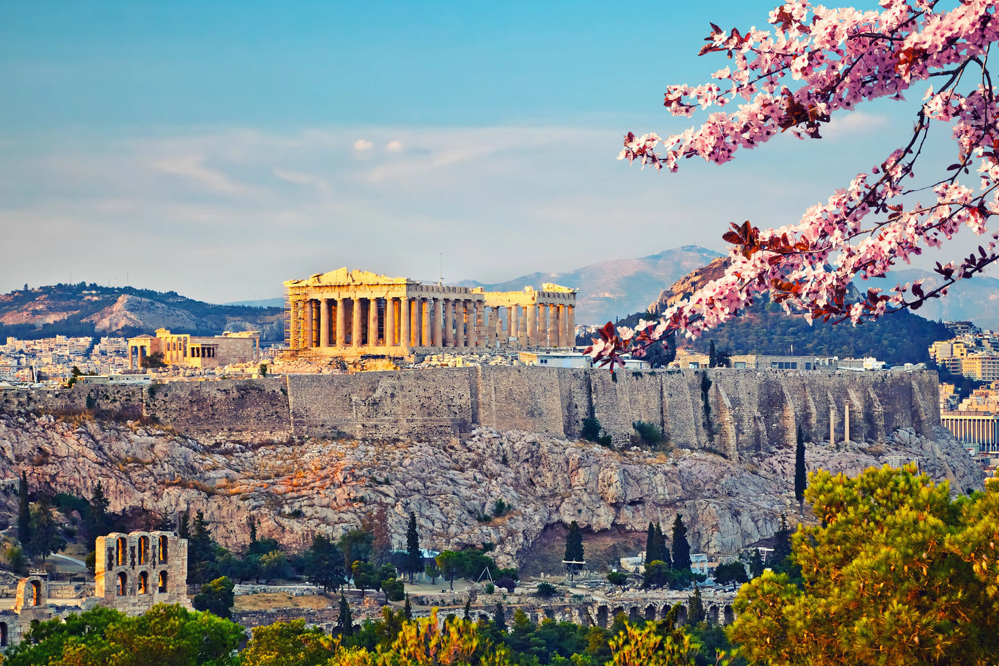 Run Greece: oude locaties, klifpaden en Olympisch stadion Run by Camper