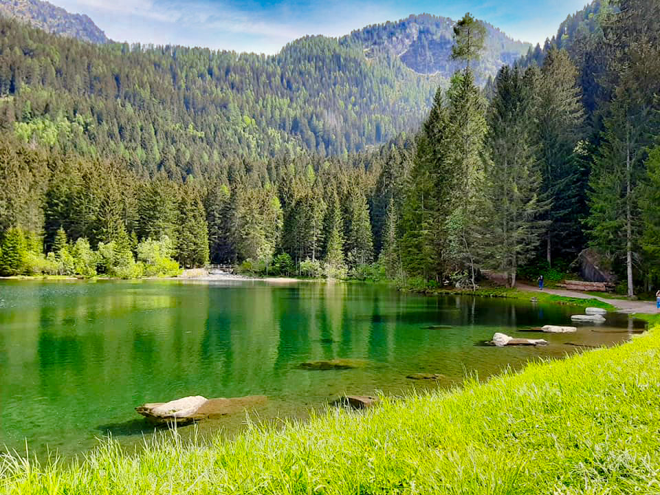 Italian Lakes & Fairways: Northern Italy Campervan Golf Journey