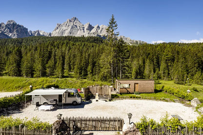 Italian Lakes & Fairways: Northern Italy Campervan Golf Journey