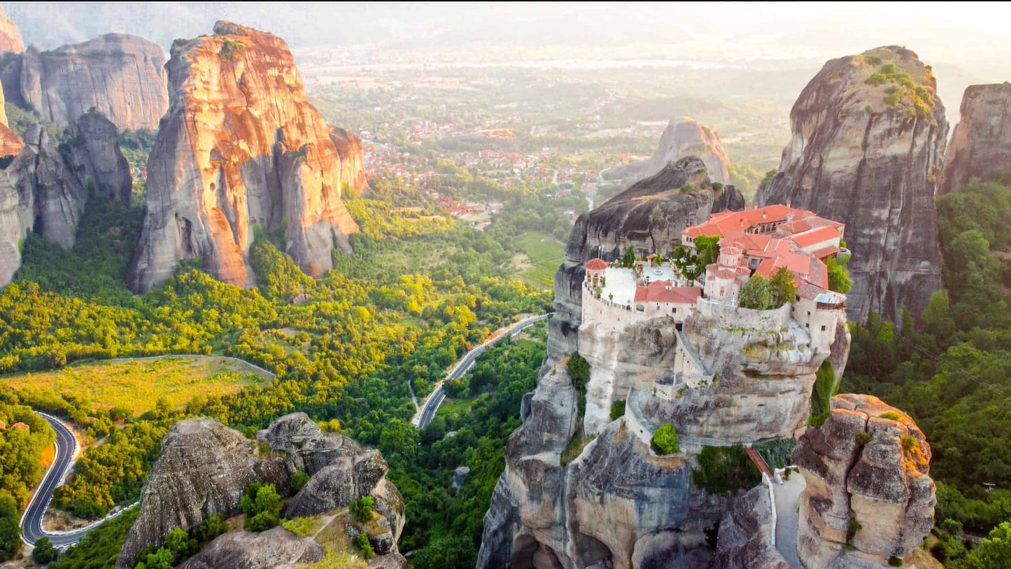 Run Greece: oude locaties, klifpaden en Olympisch stadion Run by Camper