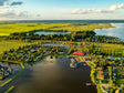 Familie strand-, bos- en stedentrip door Nederland